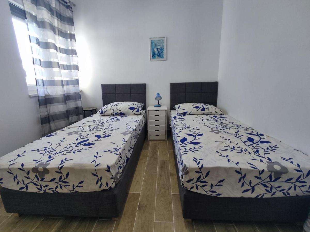 Sunny Attic Apartment With Balcony & Modern City Apartment With Outdoor Area, No Balcony Trogir Zewnętrze zdjęcie