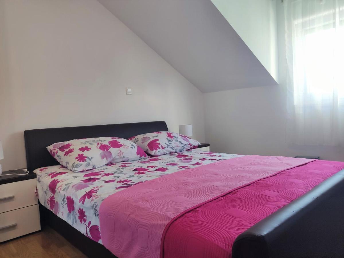 Sunny Attic Apartment With Balcony & Modern City Apartment With Outdoor Area, No Balcony Trogir Zewnętrze zdjęcie