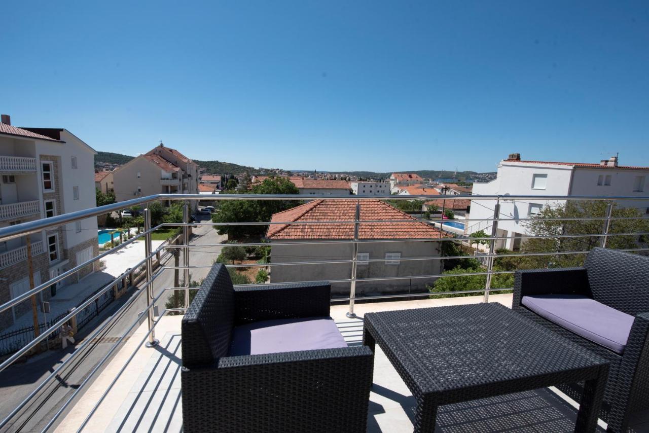 Sunny Attic Apartment With Balcony & Modern City Apartment With Outdoor Area, No Balcony Trogir Zewnętrze zdjęcie