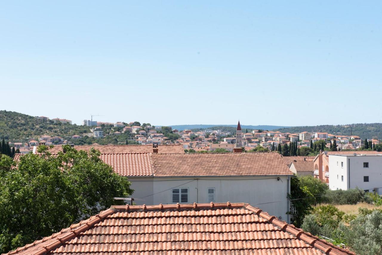 Sunny Attic Apartment With Balcony & Modern City Apartment With Outdoor Area, No Balcony Trogir Zewnętrze zdjęcie